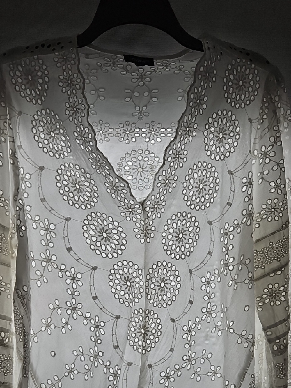 Tolani White Eyelet V-Neck Tunic